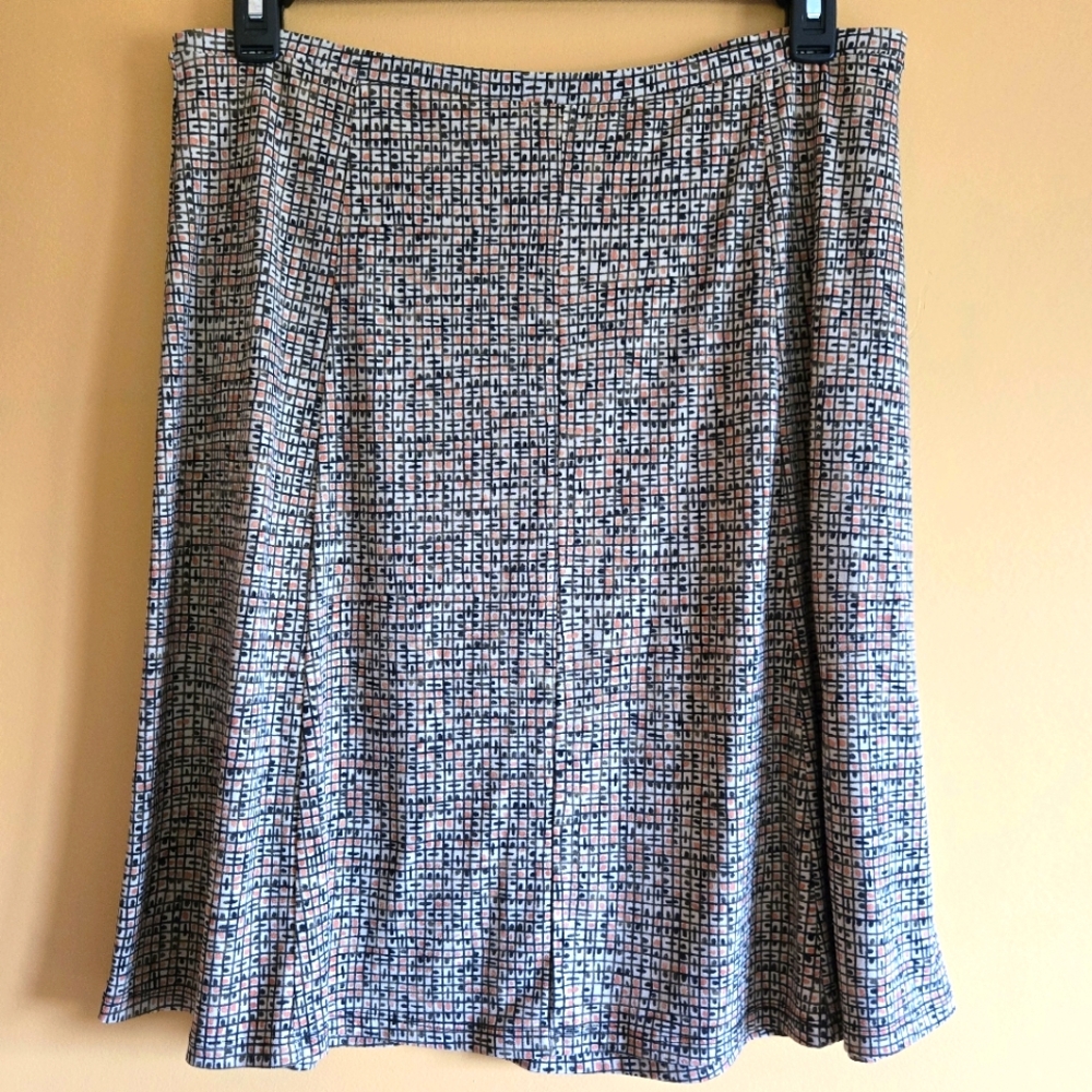 Axcess Square Pattern Skirt, L - Picture 2 of 3